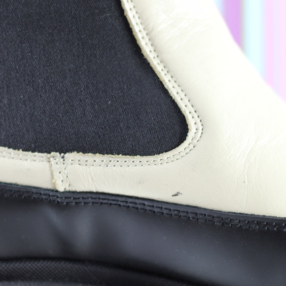 Simons Leather Bootie - Picture 13 of 15